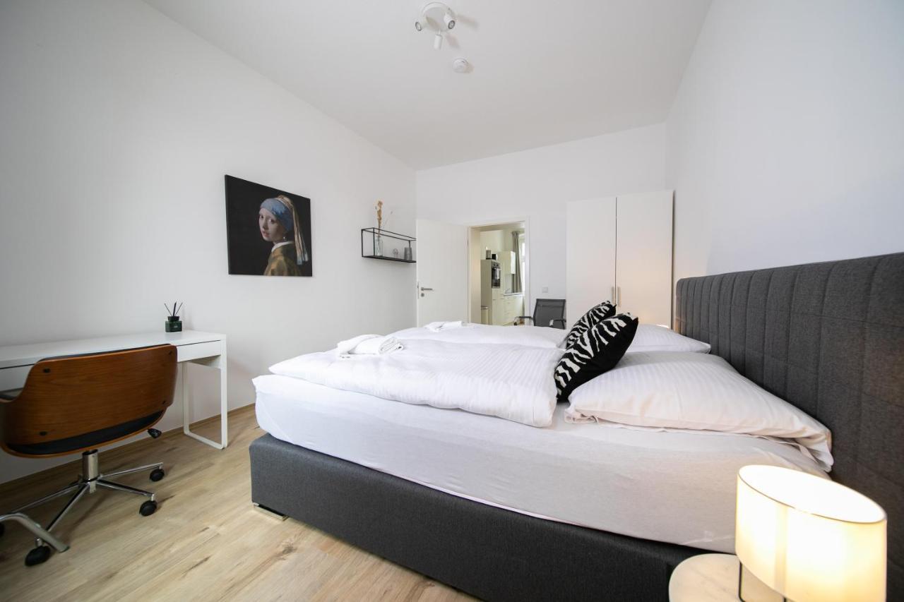 Favorite Stays - Suite And More - Kitchen Neuss Exterior foto