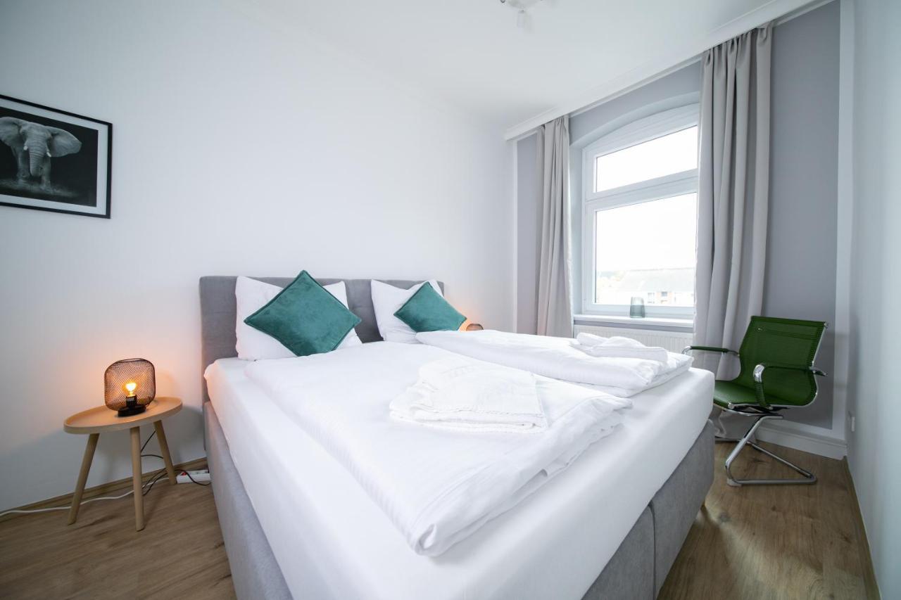 Favorite Stays - Suite And More - Kitchen Neuss Exterior foto